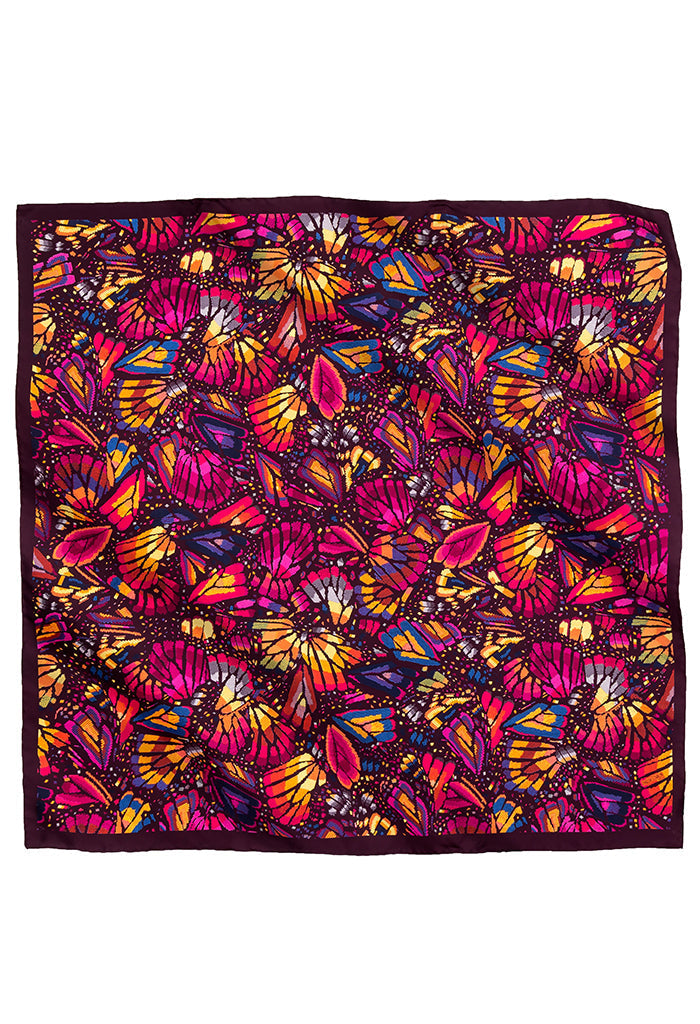 Mascada Mariposa Bordada 90 cm