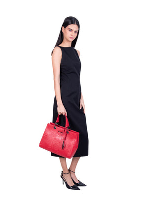 Bolsa Kaxan Piel Herraje Negro Grabado Mariposa