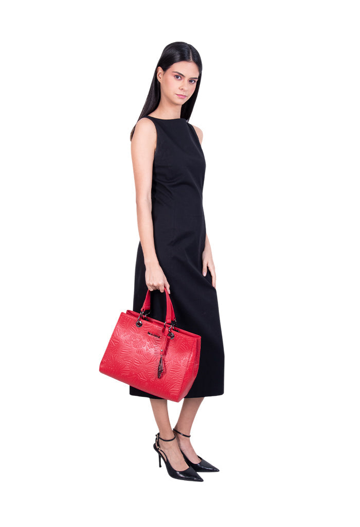 Bolsa Kaxan Piel Herraje Negro Grabado Mariposa