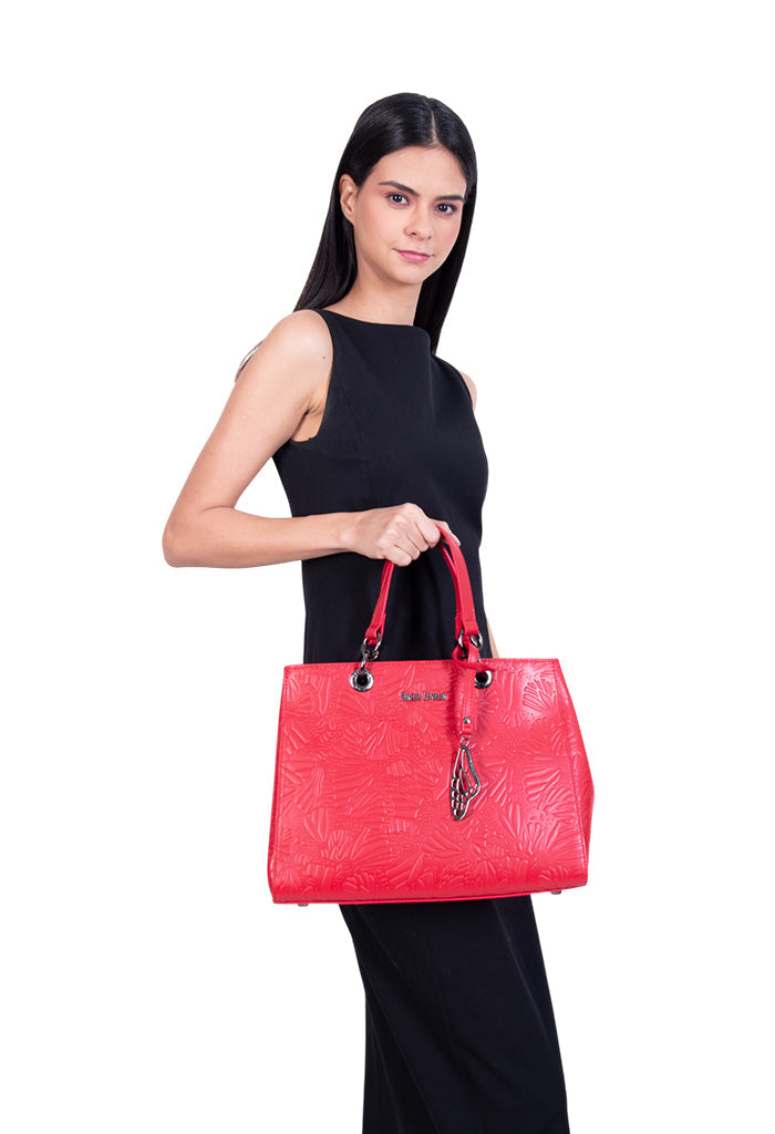 Bolsa Kaxan Piel Herraje Negro Grabado Mariposa