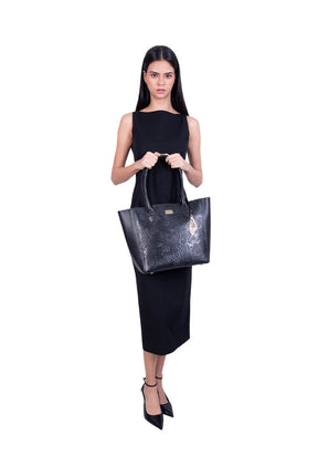 Tote Kuuch de Piel Grabado Mariposa